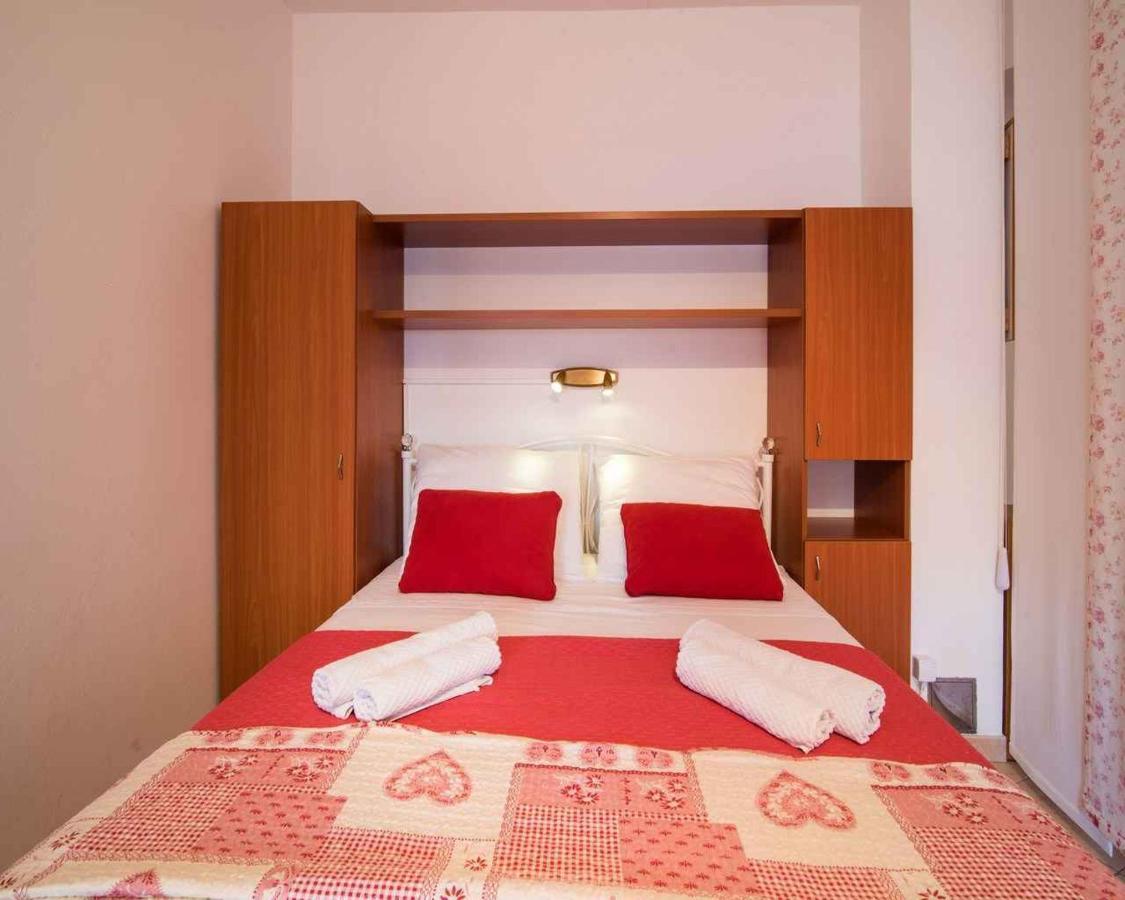 Apartments In Vrbnik/Insel Krk 13597 외부 사진